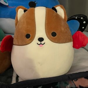 Regina 8" Halloween squishmallow. BNWT.